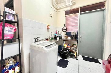 Pangsapuri Putra Impian, Taman Pinggiran Putra