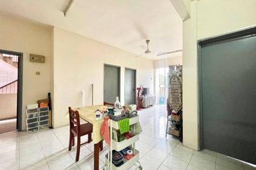 Pangsapuri Putra Impian, Taman Pinggiran Putra