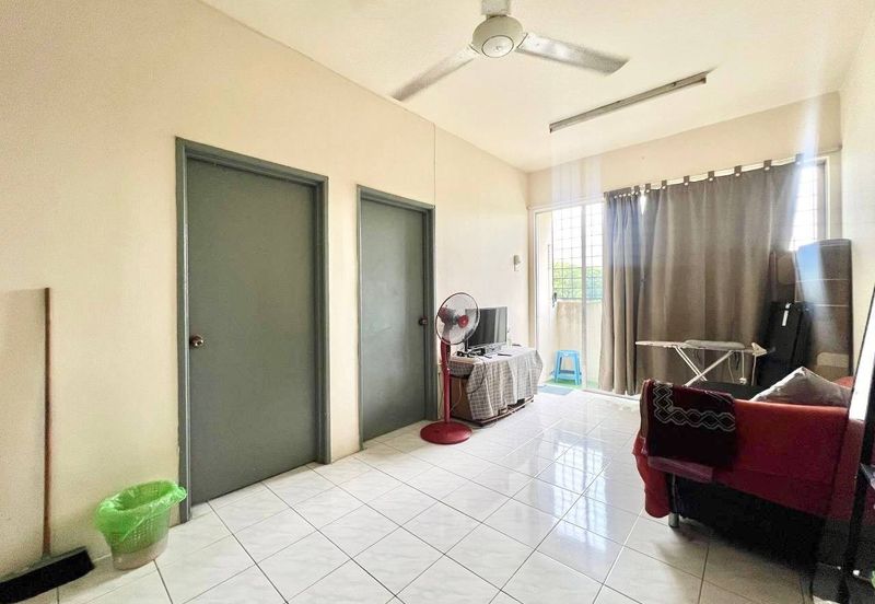 Pangsapuri Putra Impian, Taman Pinggiran Putra