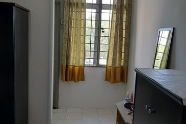 Seroja Apartment (Putra Perdana)