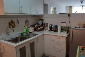 Seroja Apartment (Putra Perdana)