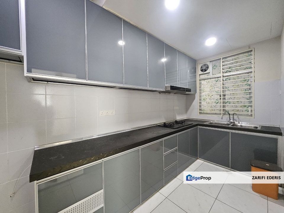 END UNIT - Extra window extra natural lighting BSP Skypark Condo Bandar Saujana Putra For Rent, Selangor, Bandar Saujana Putra