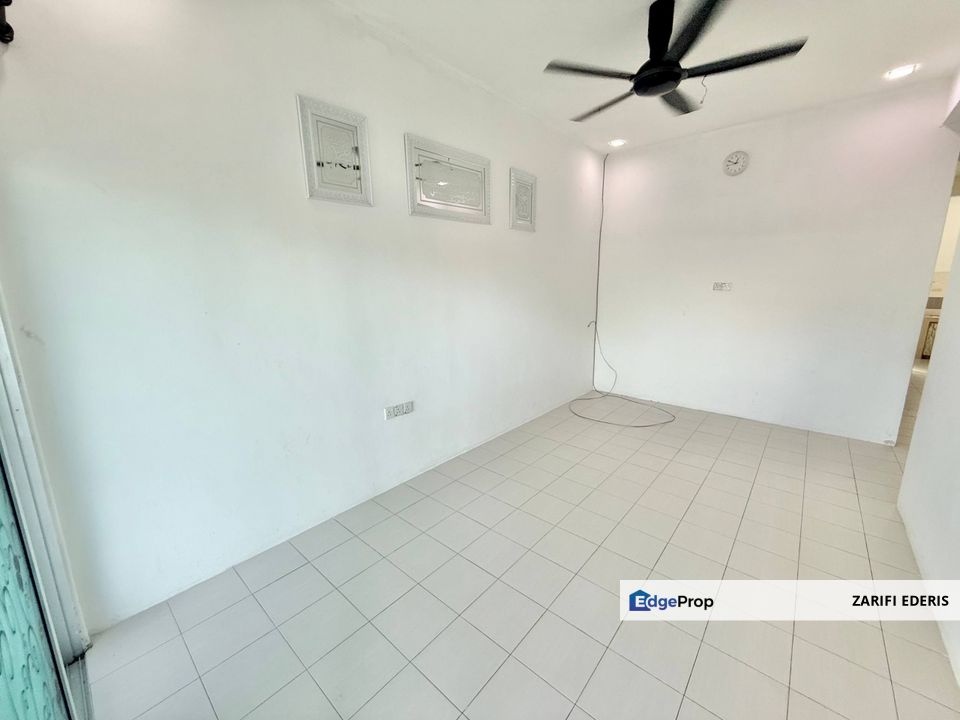 Lokasi Strategik dekat Rimbayu - Kota Kemuning Rumah Teres Setingkat di Jalan Balam Taman Bentara untuk Dijual , Selangor, Telok Panglima Garang