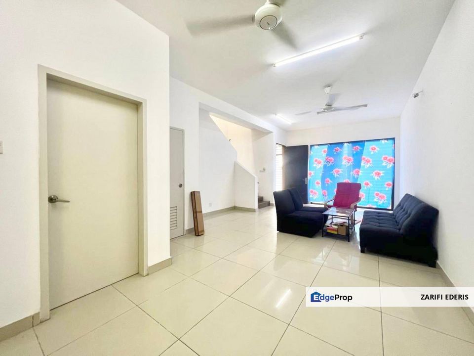 BOOKING Rm1K, MURAH - Double Storey Terrace House at Jalan Galaksi Bandar Mahkota Banting For Sale, Selangor, Banting