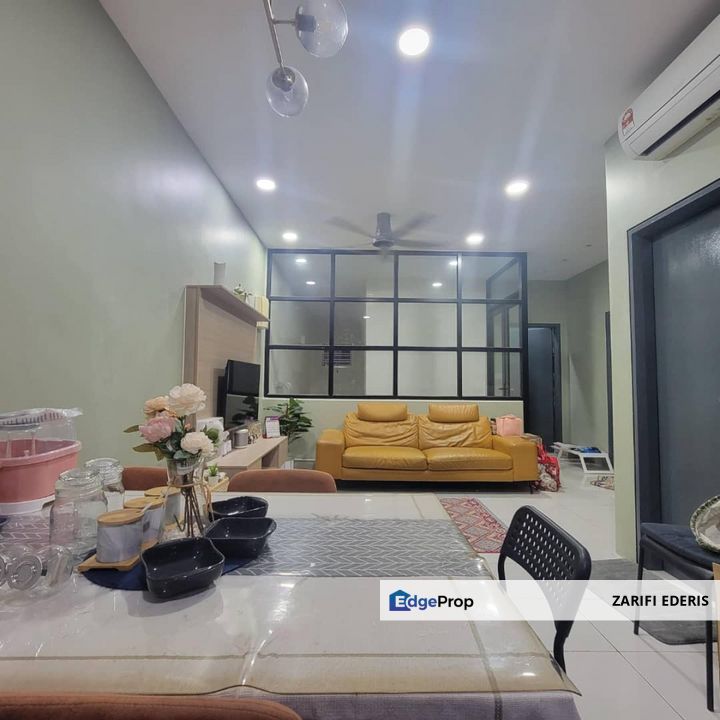 END LOT ✅ PARTIAL FURNISHED ✅ Upper Unit Kita Bayu Townhouse Cybersouth Dengkil For Rent, Selangor, Dengkil