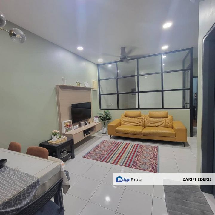 END LOT ✅ PARTIAL FURNISHED ✅ Upper Unit Kita Bayu Townhouse Cybersouth Dengkil For Rent, Selangor, Dengkil