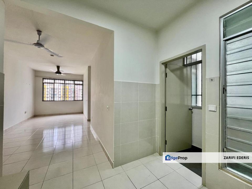 PANGSAPURI HARMONI 1 (RSKU), PUTRA HEIGHTS - [FREEHOLD - 2 CARPARKS SIDE BY SIDE - BELOW MARKET VALUE FOR SALE, Selangor, Subang Jaya