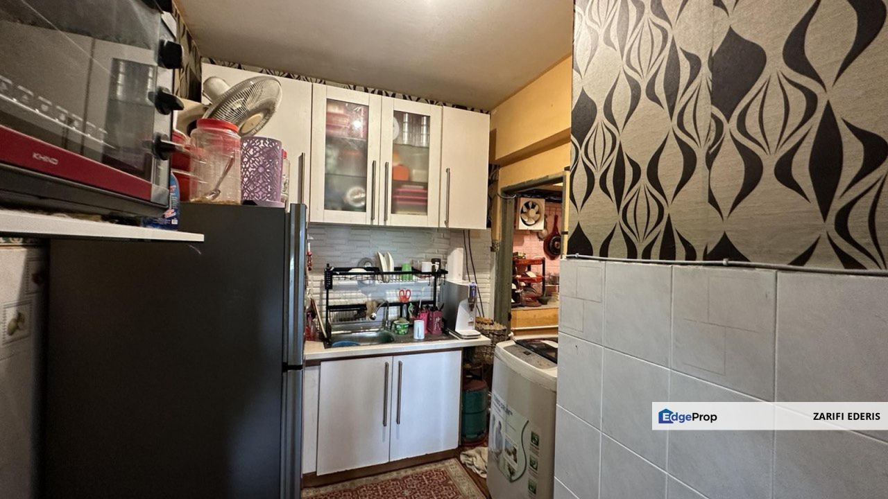 FOR SALE : Cheapest ! Sri Ros Apartment Block C @ Sepakat Indah 2, Kajang. , Selangor, Kajang