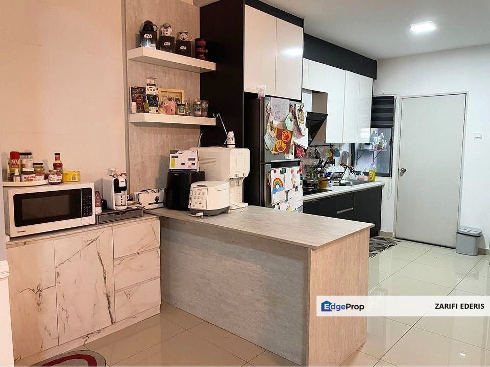 Partial Furnished Available April 2026 Double Storey Taman Impian Cahaya, Jalan Kebun Seksyen 30, Shah Alam FOR RENT!, Selangor, Shah Alam