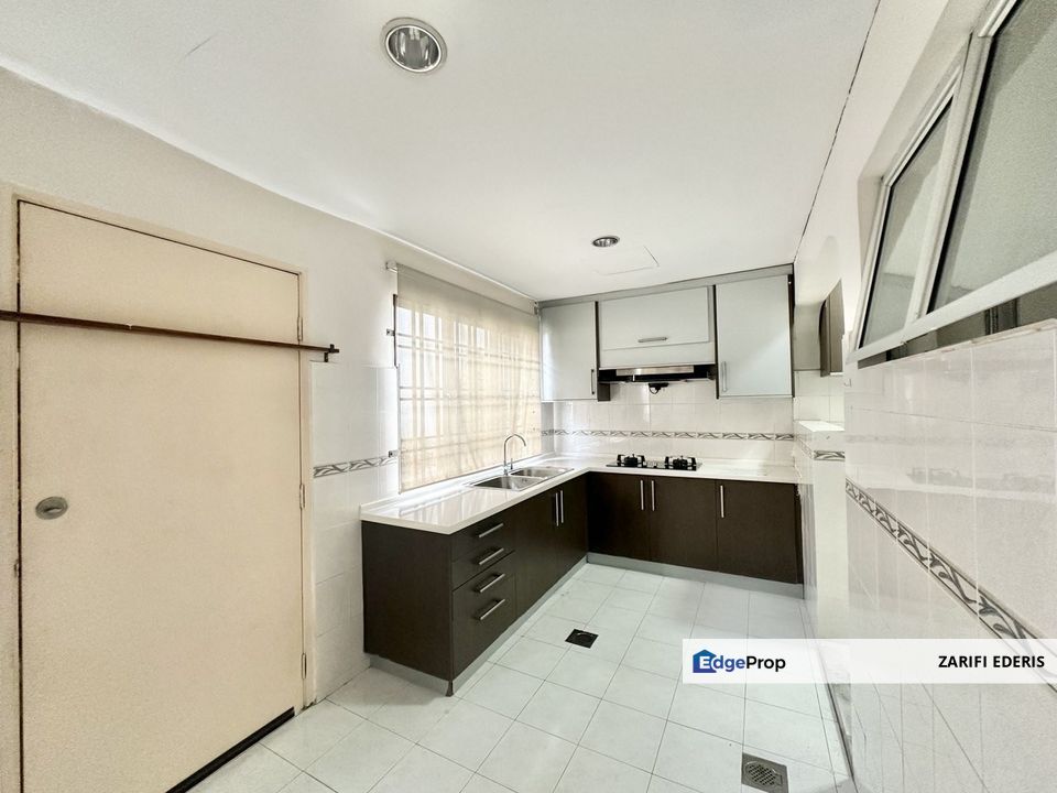 [End Lot] Fully Renovated 2 Storey Terrace Putra Heights Seksyen 10 Subang Jaya For Sale, Selangor, Subang Jaya