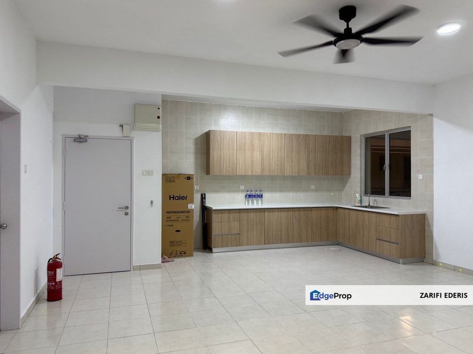 High Floor Partial Furnished 3 Rooms Residensi Adelia 4 Bangi For Rent, Selangor, Bangi
