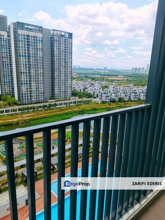 Nice Unit With 3 Airconds & Kitchen Cabinet Lakefront Homes Cyberjaya For Rent, Selangor, Cyberjaya