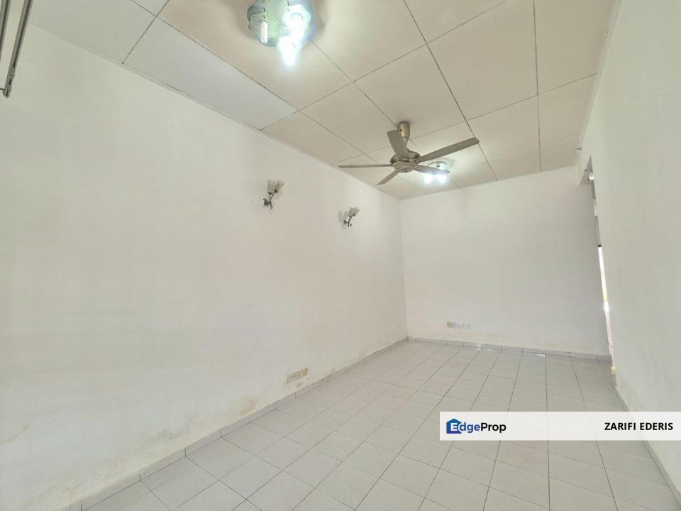 1 Storey House Jalan Kebun Seksyen 30 Shah Alam (Jalan Tanjung Rhu) For Sale, Selangor, Shah Alam