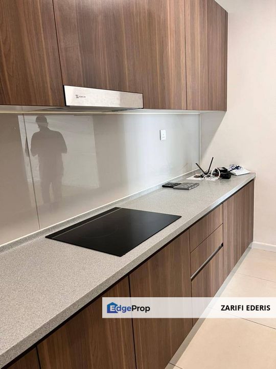 Partial Furnished FREEHOLD ✅ Lakefront Residence Cyberjaya For Sale, Selangor, Cyberjaya