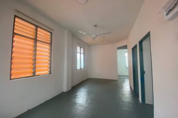 Taman Dahlia, Sepang