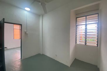 Taman Dahlia, Sepang