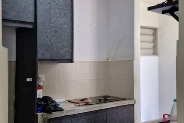 Residensi Laguna Biru 2