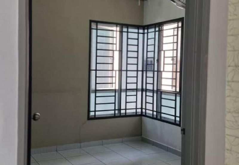 Residensi Laguna Biru 2