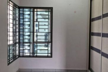 Residensi Laguna Biru 2