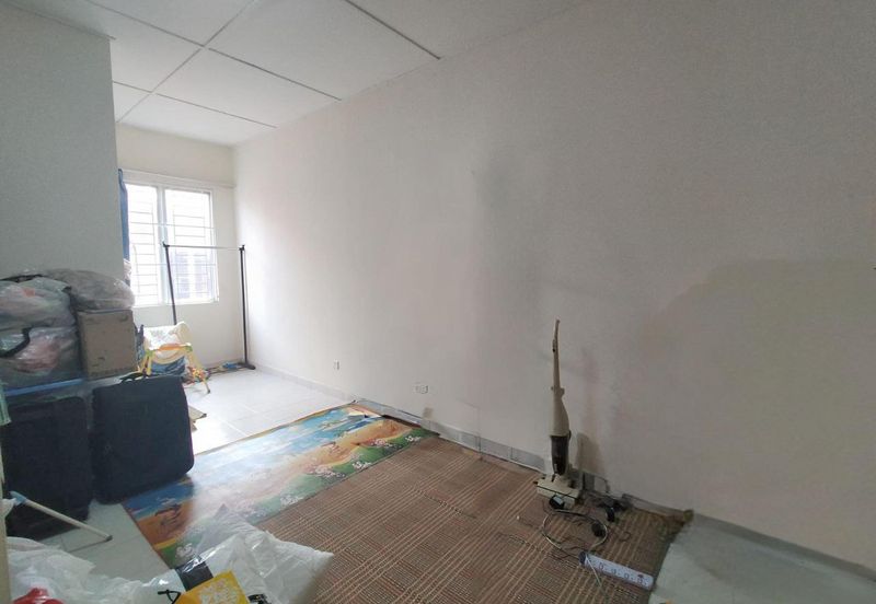 For rent corner lot, double storey, taman alam budiman, shah alam