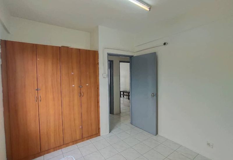 Gugusan Teratai, Seksyen 6 Kota Damansara