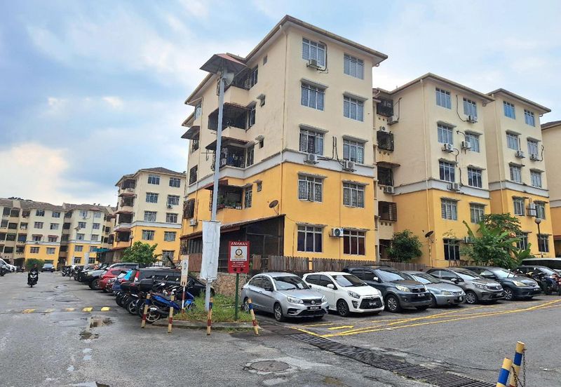 Sri Baiduri Apartment