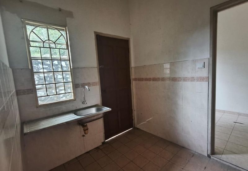 Persiaran Puncak Alam 1 