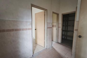 Persiaran Puncak Alam 1 