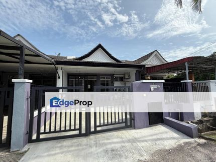 WTS / FOR SALE :  RENOVATED SINGLE STOREY TERRACE BANDAR PUTERA 2 KLANG (DURA) FOR SALE, Selangor, Klang