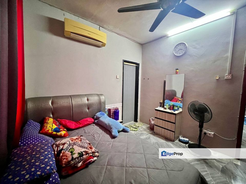 FOR SALE:  [GROUND FLOOR] IRIS APARTMENT SAUJANA UTAMA SUNGAI BULOH ASKING PRICE: RM 220,000 (Nett), Selangor, Sungai Buloh