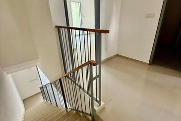 Casa Wood @ Cybersouth