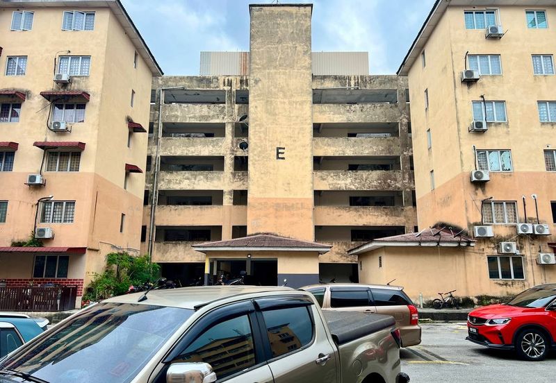 Bukit Kuda Apartment