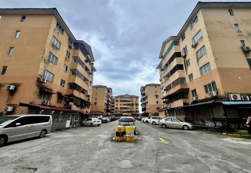 Bukit Kuda Apartment