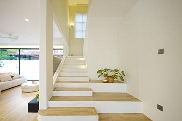 Bukit Suria Garden Village