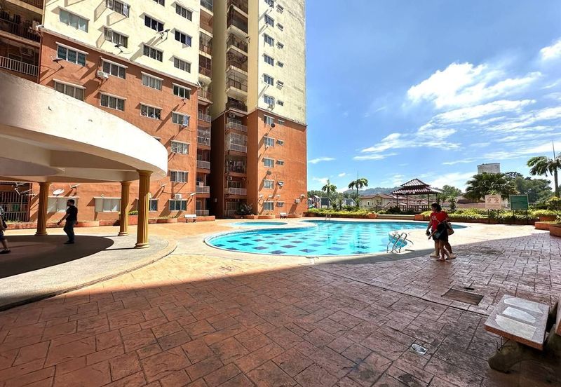 Selesa I-Resort Apartment