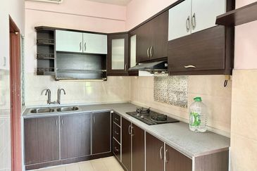 Selesa I-Resort Apartment