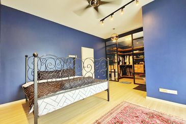 Crescent Park Townvilla