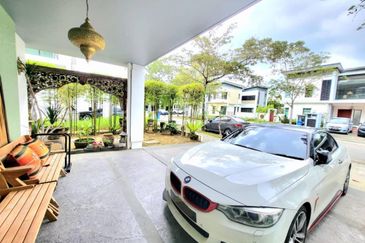 Cahaya SPK, Seksyen U9