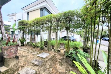 Cahaya SPK, Seksyen U9