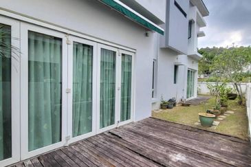 Cahaya SPK, Seksyen U9