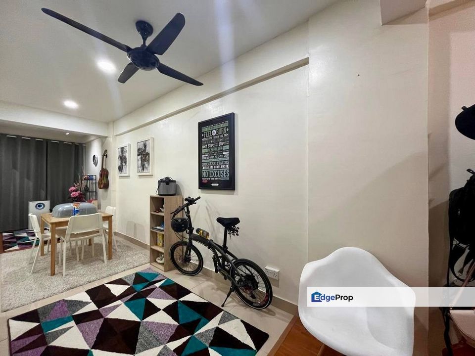 For SALE! :  IMPIANA (SEMENYIH) APARTMENT, SEMENYIH, SELANGOR.  ASKING PRICE: RM230,000 | Slightly Nego, Selangor, Semenyih