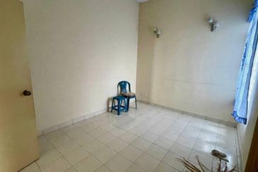 Kota Puteri, Batu Arang