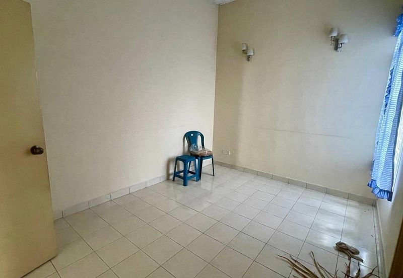 Kota Puteri, Batu Arang