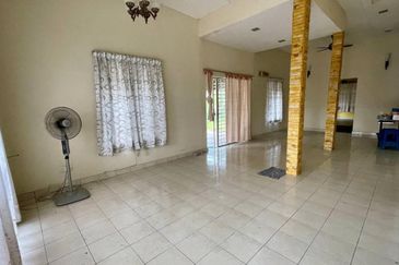 Kota Puteri, Batu Arang