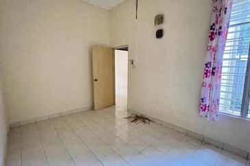 Kota Puteri, Batu Arang