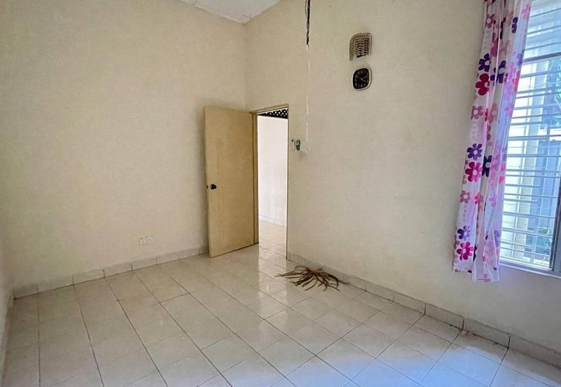 Kota Puteri, Batu Arang