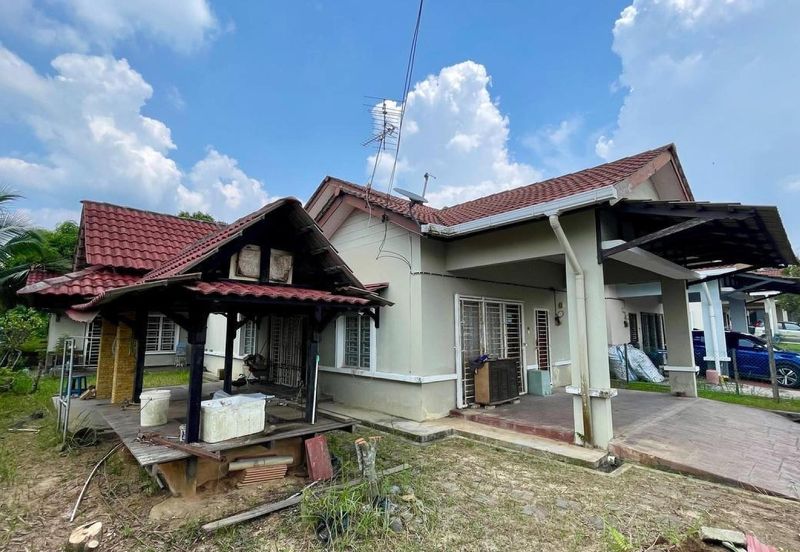 Kota Puteri, Batu Arang