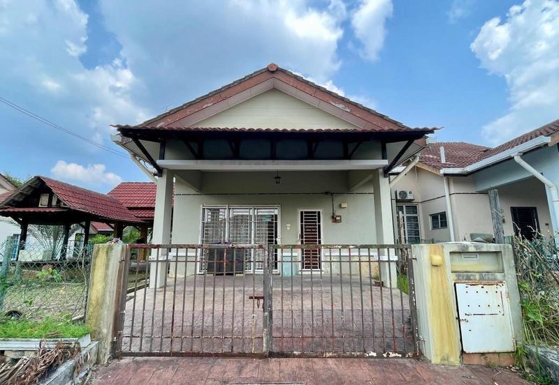 Kota Puteri, Batu Arang