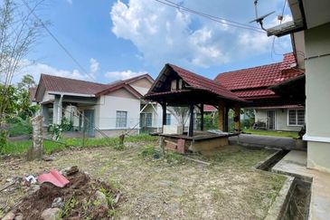 Kota Puteri, Batu Arang