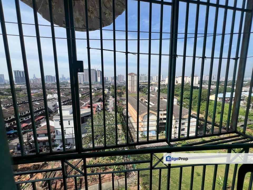 LOW DENSE CORNER UNIT For SALE! :  VISTA WIRA 1 BLOCK A WANGSA MAJU, KUALA LUMPUR., Kuala Lumpur, Wangsa Maju